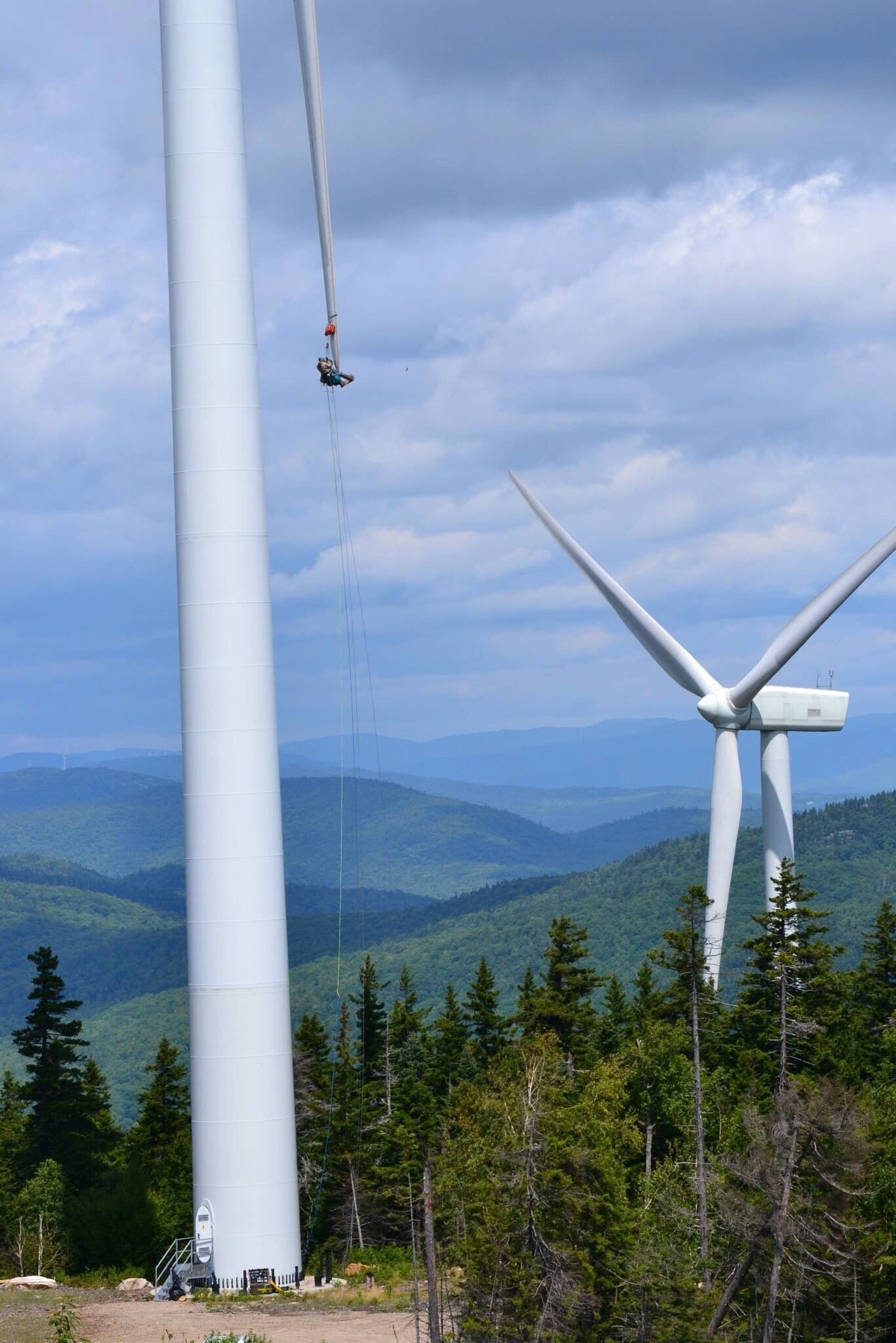 Repairing a lightning strike.
#BestOf5