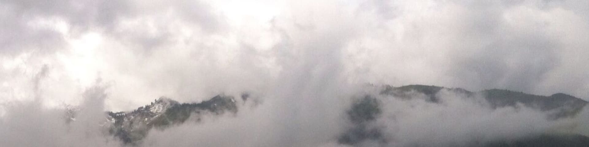 I love sprig mornings in the mountains