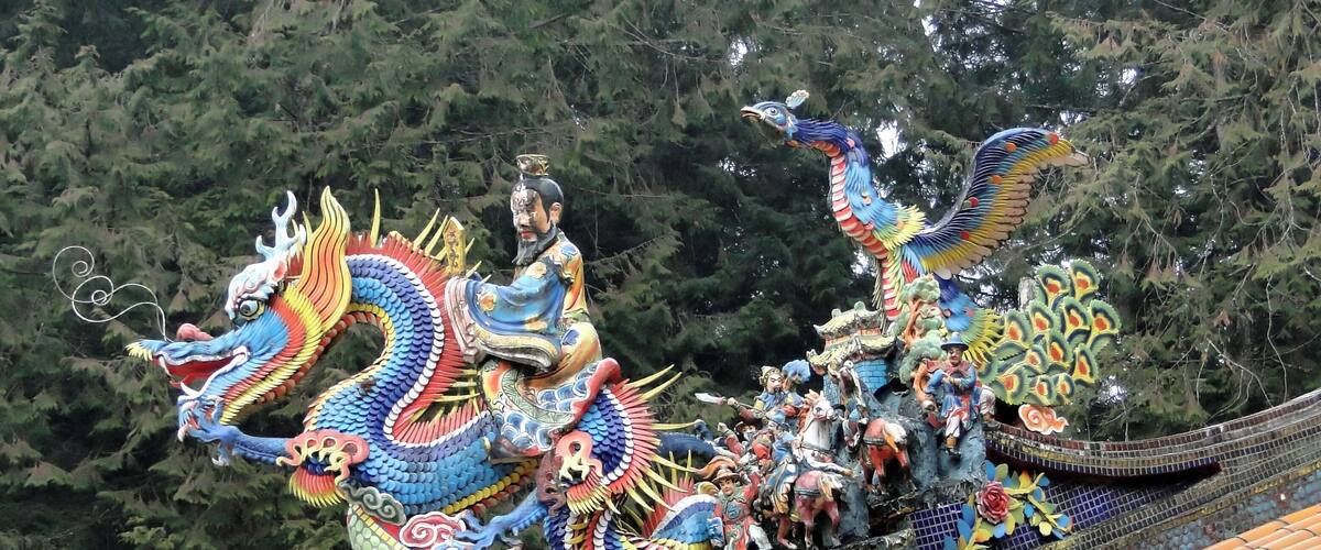 Chinese dragon on Shouzhen Temple, Alishan, Taiwan