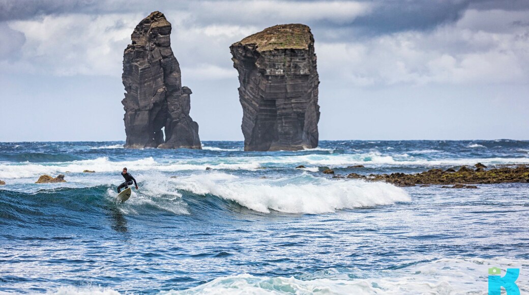 On the northwest coast of Sao Miguel in the Azores lies the tiny fishing town of Mosteiros. This place is actually a popular spot for more skilled local surfers and is a great spot to savor local dishes like octopus. The Azores is a special place but is being affected by growing tourism and trash on the beaches. I helped my surfer friend take some photos of the problem on one of the beaches so he could raise awareness with local authorities. #TroverRT