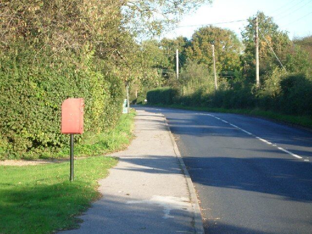 Cranleigh Road. looking east