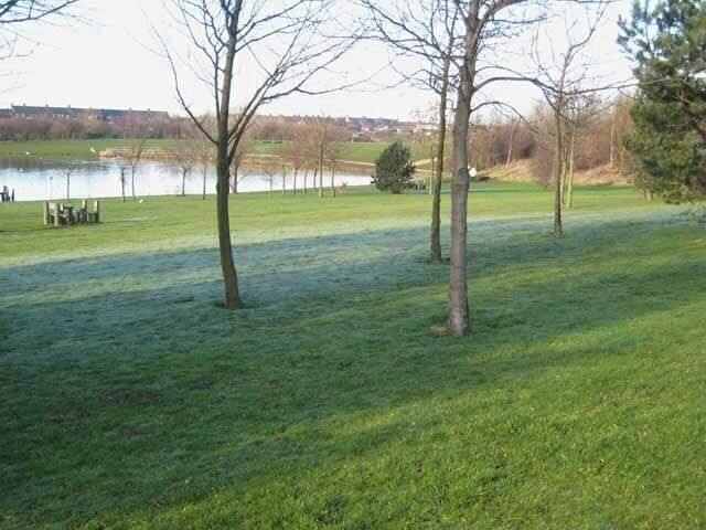 Hetton Lyons Country Park An attractive public open space maintained by Sunderland City Council. This view is taken from the W2W (Walney to Wear) cycle route. http://www.cyclingw2w.info/