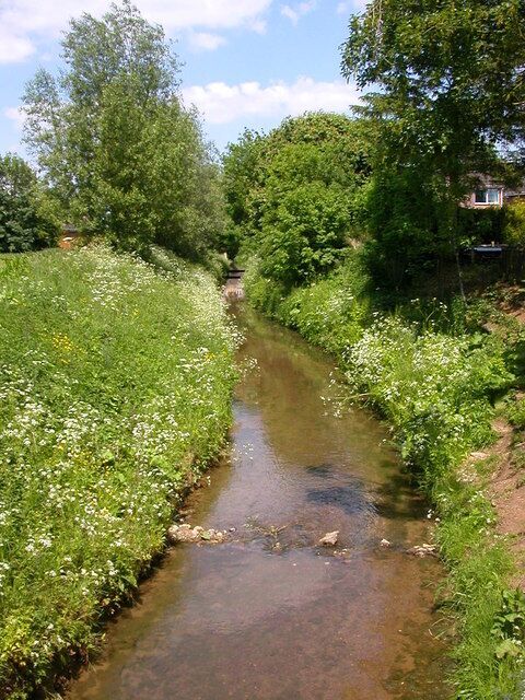 Bugbrooke Stream The stream near the church heads north to join the River Nene.