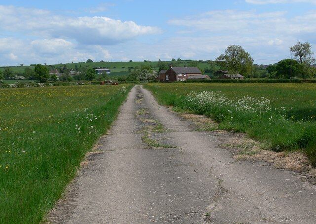 Track to Blackfordby Fields Close to the village of Blackfordby in northwest Leicestershire.