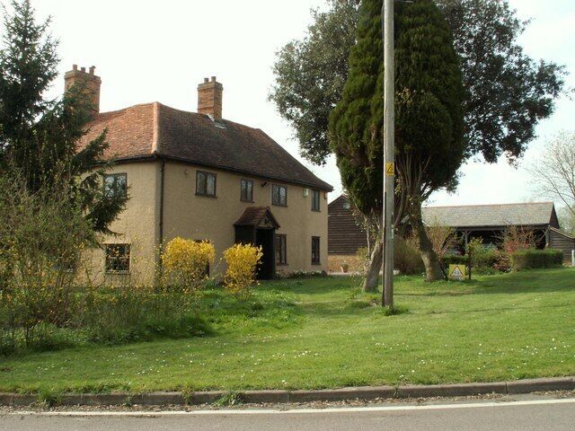 The farmhouse at Park Farm The farm is located at the corner of Hay Green Lane where it joins Ingatestone Road.