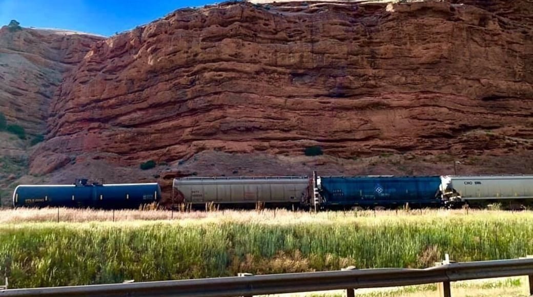 #adventure
Echo Canyon, a stunningly beautiful stretch of territory flanked by towering red cliffs and rock formations.
Echo, Utah, once a town of significant geographical and social importance in territorial Utah has become a virtual ghost town, physically isolated from the interstates that run a short distance from its once bustling main street. In its history, it was a key location along the Hastings Cutoff Trail, the Donner Party passed by in 1846 as well as some 75,000 Latter-day Saint emigrants between 1847 and 1869. The Pony Express, various stage and mail lines, the Overland Telegraph, the Transcontinental Railroad, and the Lincoln Highway all utilized Echo’s location for their routes.
