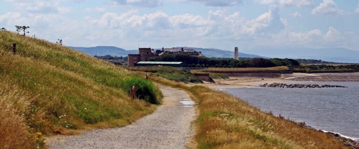 The pathway along Mockbeggar Wharf, Leasowe
