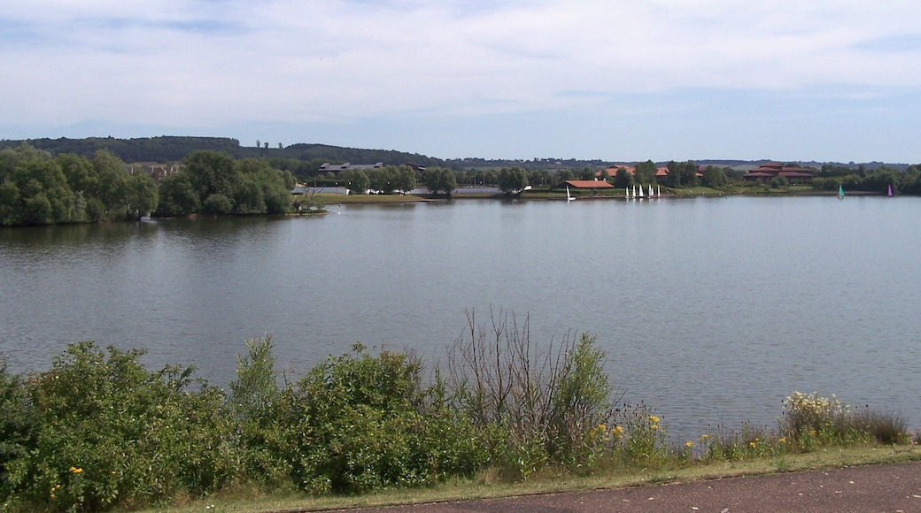 Caldecotte Lake in Milton Keynes, seen from Bletcham Way