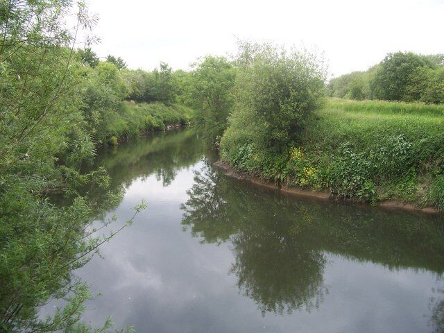 The River Rother The River Rother between Catcliffe Flash on the right bank and Catcliffe on the left bank. The River Rother has flooded the nearby houses on Orgreave Road on a number of occasions.