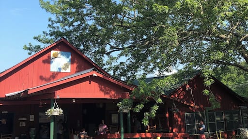 Feels like I’ve gone back in time - Shatley Springs seems the same as when I was a kid. Luckily, the food and service were just as good as I remembered.