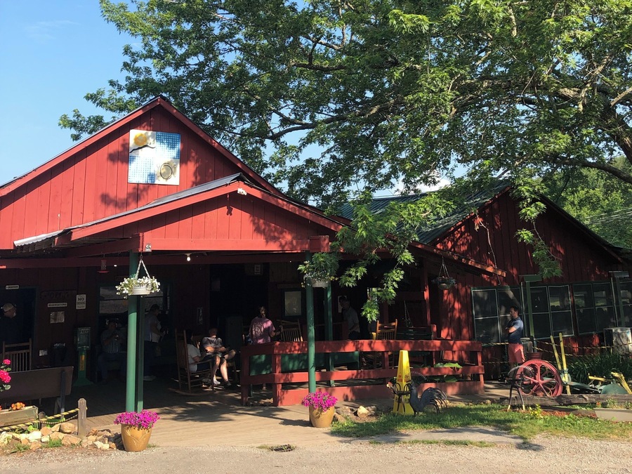 Feels like I’ve gone back in time - Shatley Springs seems the same as when I was a kid. Luckily, the food and service were just as good as I remembered.