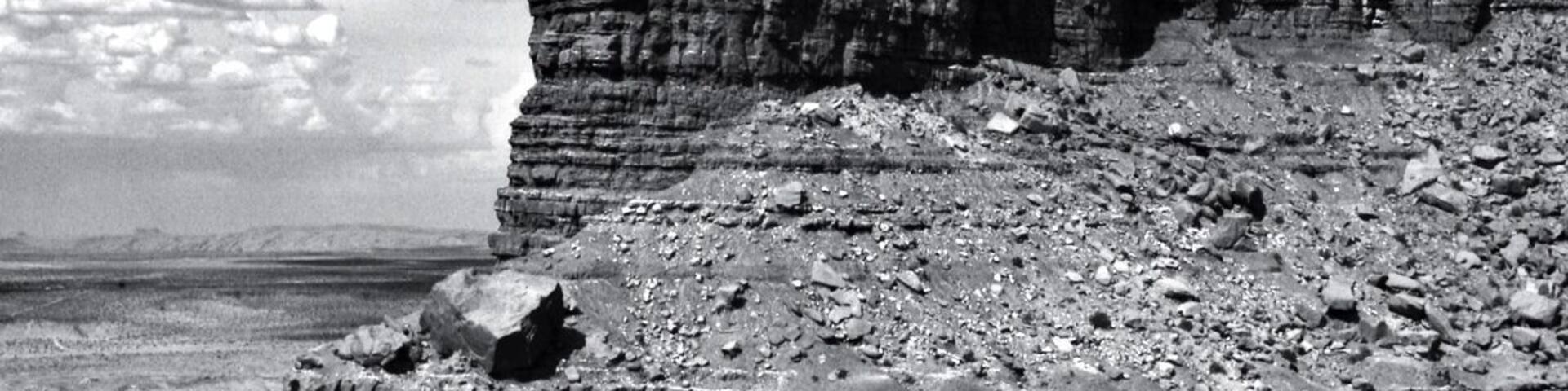 Giant stone pillars are everywhere in monument valley national park.
This great valley boasts sandstone masterpieces that tower at heights of 400 to 1,000 feet. framed by scenic clouds casting shadows that graciously roam the desert floor. The angle of the sun accents these graceful formations, providing scenery that is simply spellbinding.
The landscape overwhelms, not just by its beauty but also by its size. The fragile pinnacles of rock are surrounded by miles of mesas and buttes, shrubs, trees and windblown sand, all comprising the magnificent colors of the valley. All of this harmoniously combines to make Monument Valley a truly wondrous experience. Enjoy this beautiful land.