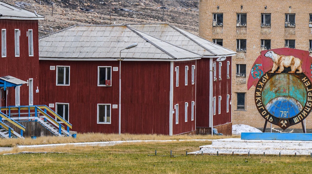 Pyramiden