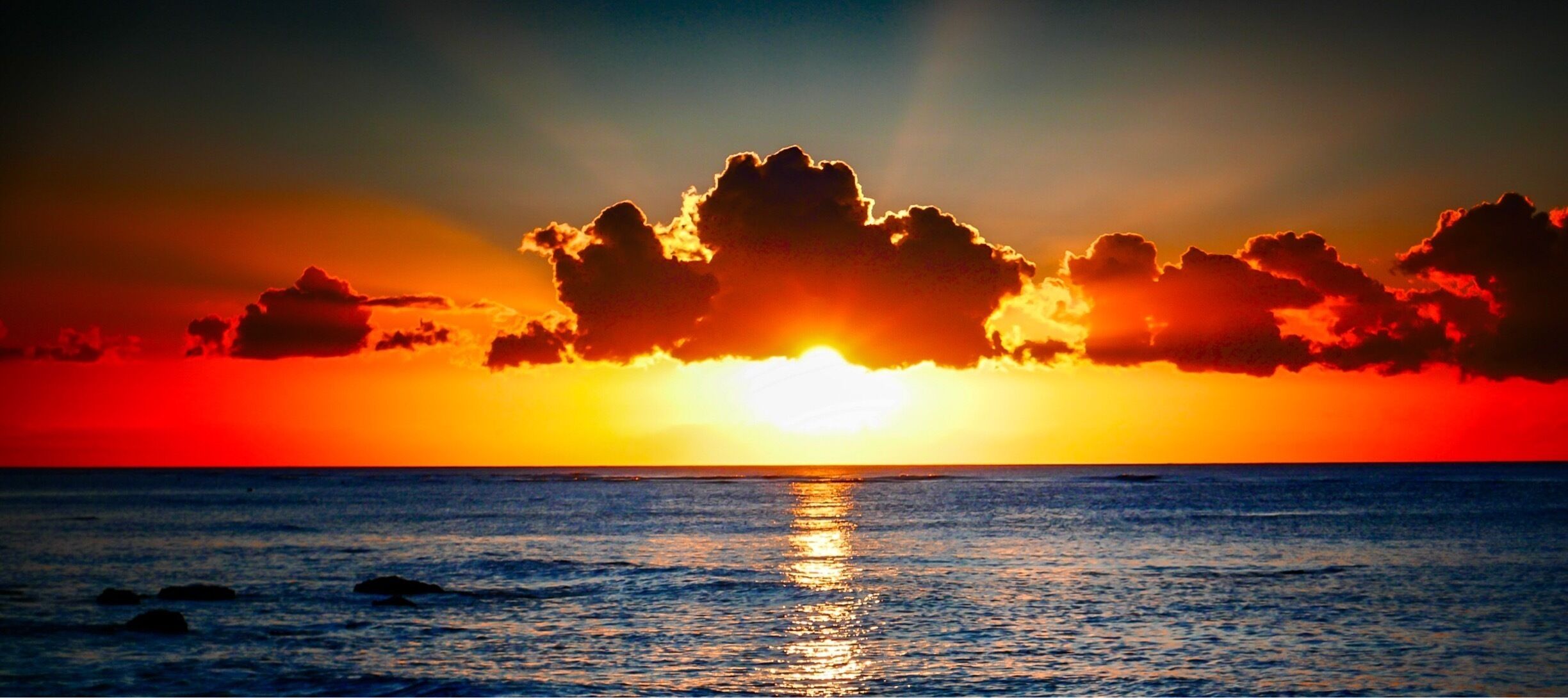 Sunset at Pointe Aux Piments on the west coast, there's a great seafood shack here that is well worth the visit.