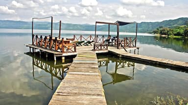 Rainbow Garden Village, a few kilometers west of Abono. An oasis within an oasis.