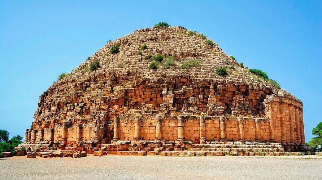 This lost pyramid in northern Africa is the burial tomb of Numidian king Juba II and his wife, Cleopatra Selene II (daughter of Cleopatra of Egypt and Mark Antony). Due to its poor maintenance, it is currently on the list of endangered UNESCO World Heritage Sites.
Access to the site is off the highway between Algiers and the nearby Roman city of Tipaza.
