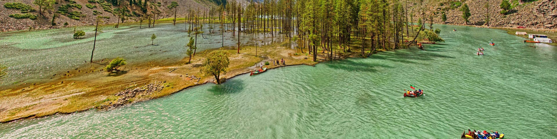 Scenic View of Mahodand Lake with Warm-Toned Trees and Clear Waters