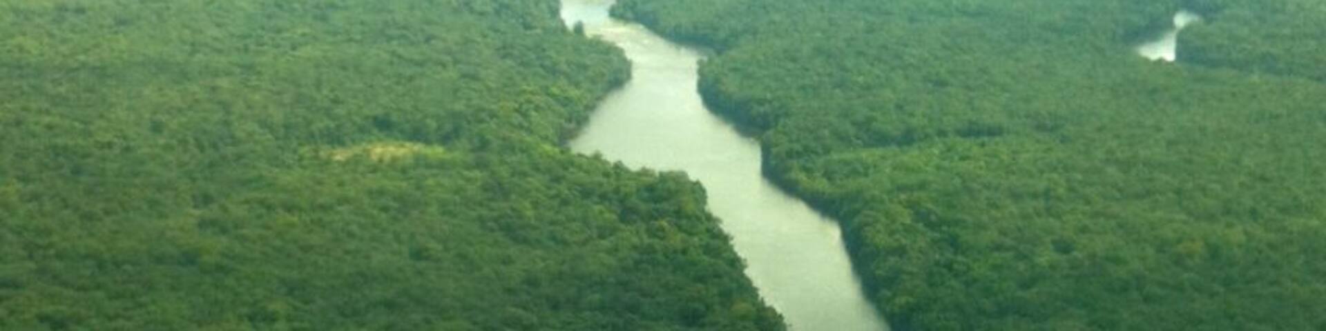 A birds eye view of Kaieteur.
At 741 ft (226m) high, it is four times the height of Niagara Falls and twice as high as Victoria Falls.
#perspective