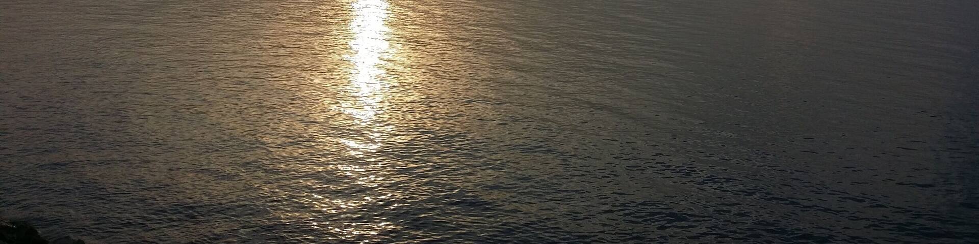 Sun sets from kuwait