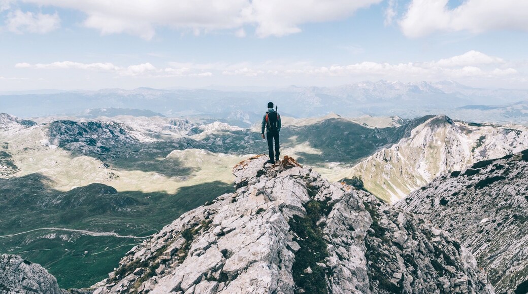 On top of Durmitor national park in Montengro! Outstanding!
#nationalpark #travel #mountains #hiking #landscape #montenegro