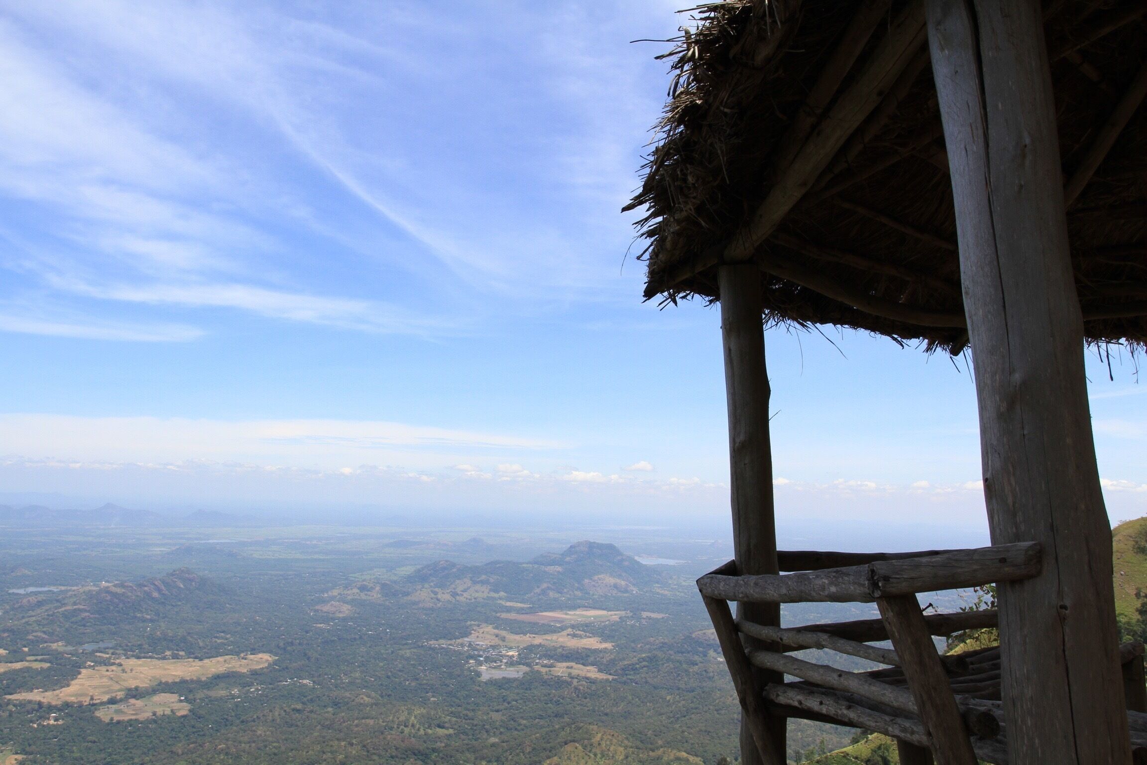 Located at a prime spot on a mountain....this place offers a panoramic views of central highlands of Sri Lanka .... about 45 minutes away from Haputale and Bandarawela

#AboveItAll