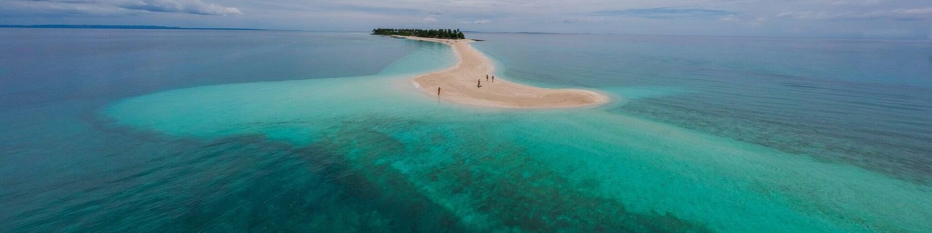 Kalanggaman Island in the Phillippines. Beautiful place.
#BVSBlue