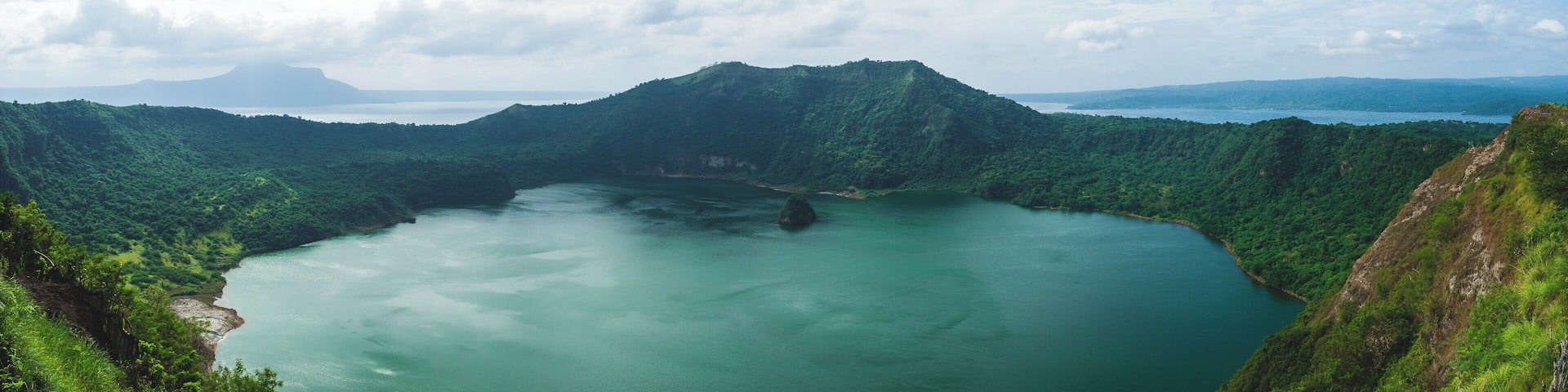 There are multiple ways to get to the crater. People can ride on horseback or hike with or without a guide. Be ready to get wet on the boat ride to the island.