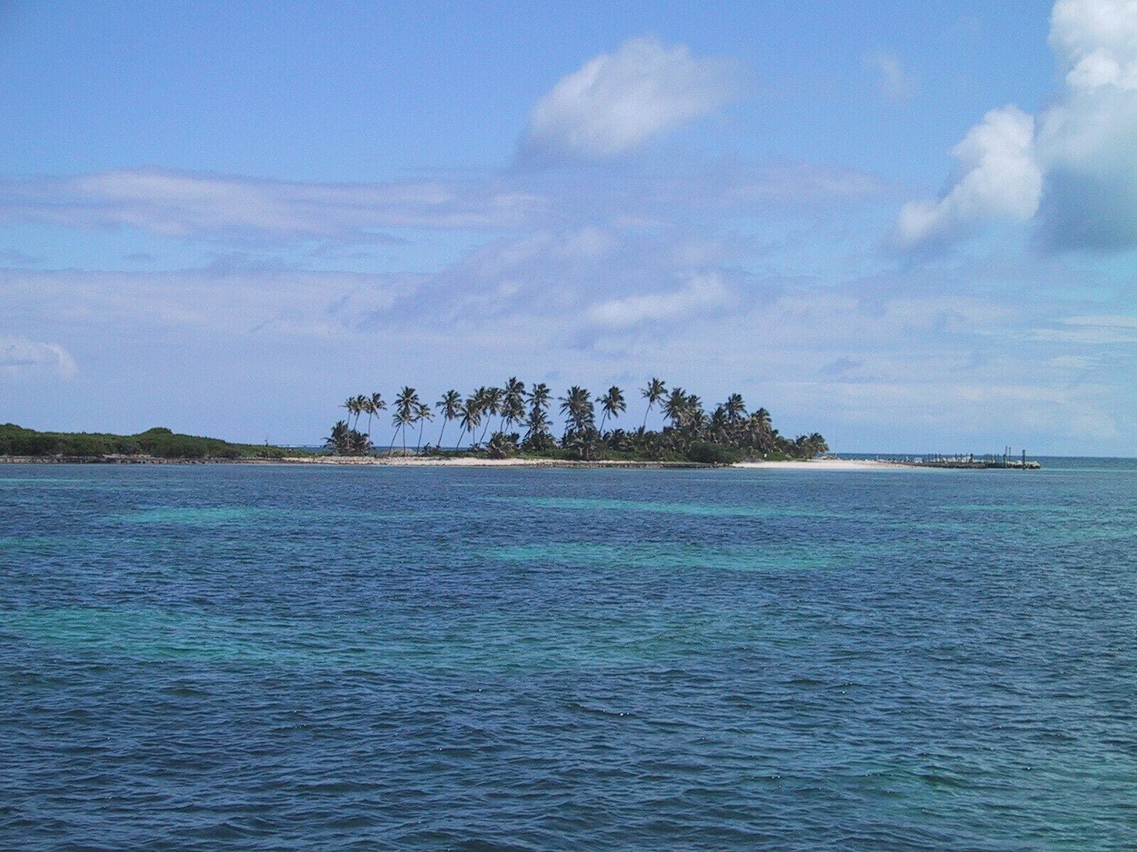 Rent a sail boat or motor boat and visit some beautiful quiet islands off the coast of Great Abaco Island, Bahamas.
#LifeAtExpedia