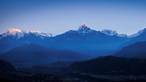 An unforgettable experience in Nepal is getting out of bed at 4.00AM to travel to the Sarangkot Viewing Platform to watch the sunrise over the Annapurna Range.
What a majestic show these two phenomena put on as the sun kisses the tops of Himalayan Mountain peaks.