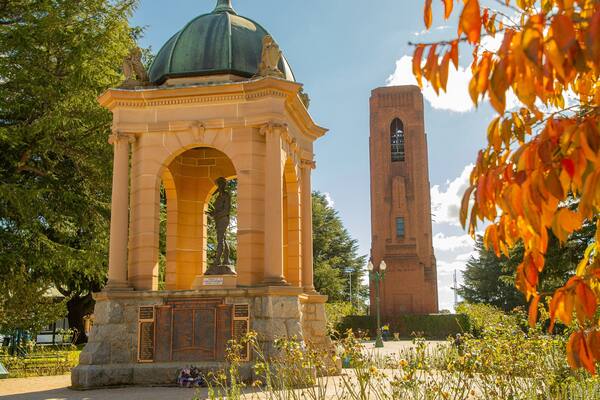 Bathurst War Memorial Carillon which includes a statue or sculpture