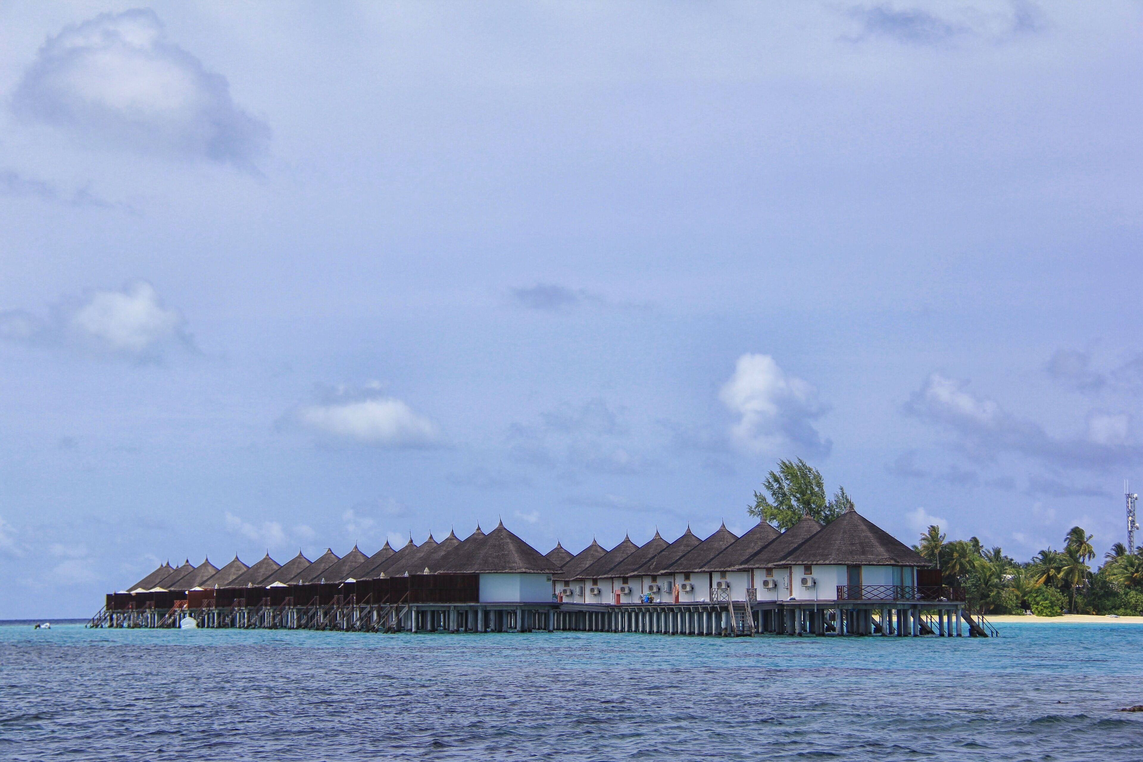 Spiritual and divine paradise island - Safari Resort Island, Maldives #hiking #nationalpark #BVSblue #travel #water #hiking #landscape #Maldives 