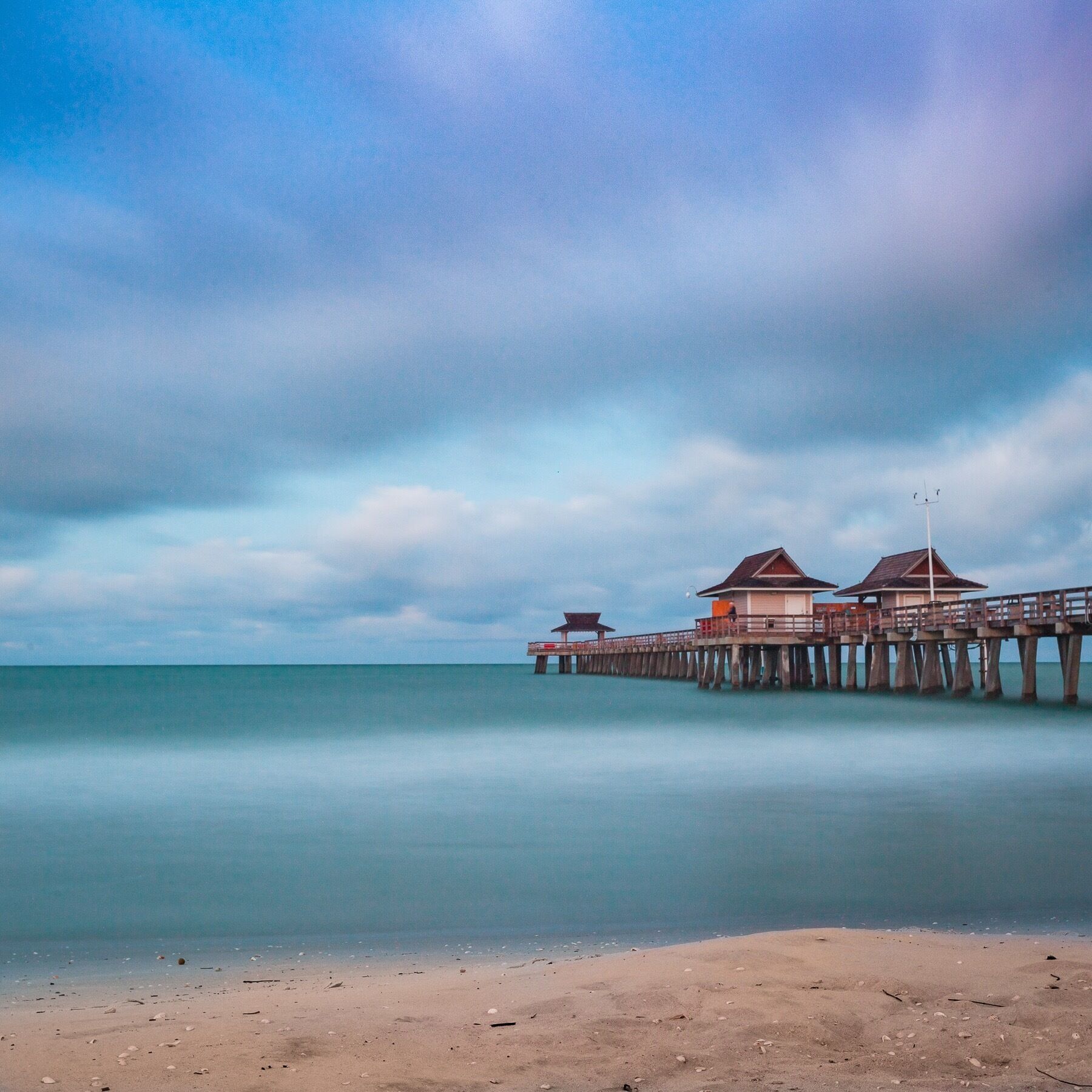 Beautiful beach on the west coast of Florida with a fabulous pier. Take a walk along the beach in the early morning or just sit on the sand with your coffee for a peaceful start of the day. Great for people/bird watching. There are stunning beachfront homes on the beach... dreaming is free! #BeachTips