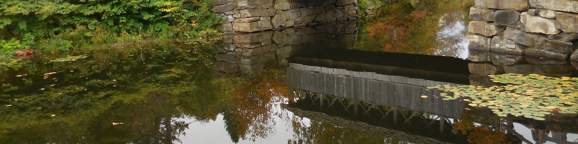 Sweet little foot bridge in Vermont. We learned that the flood of 1927 took out 1285 of Vermont's covered bridges!