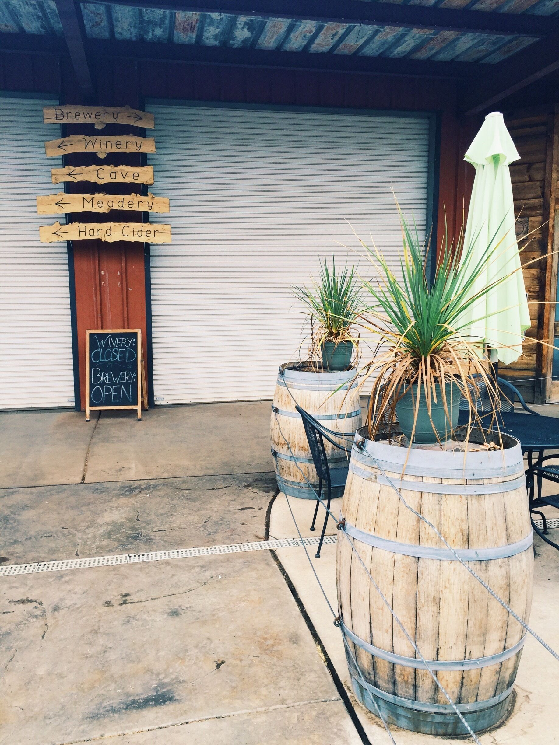 Beer, wine, and cider along with tastings and a cave. Visit Apple Hill.
More on www.ajauntwithjoy.com