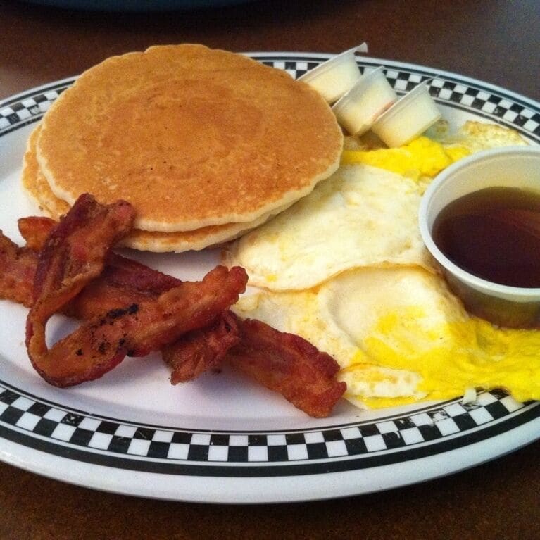 The famous 3-3-3 breakfast. This is really good, plus it fills you up until lunchtime. 