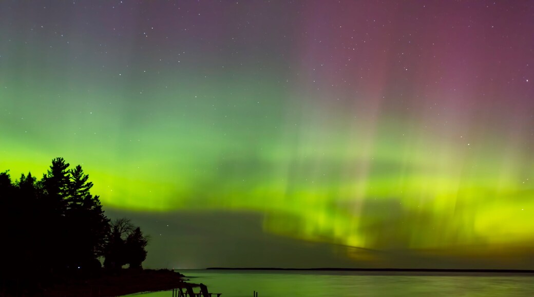 Lighting up the Dock of the Bay: Aurora over Manitoulin Island