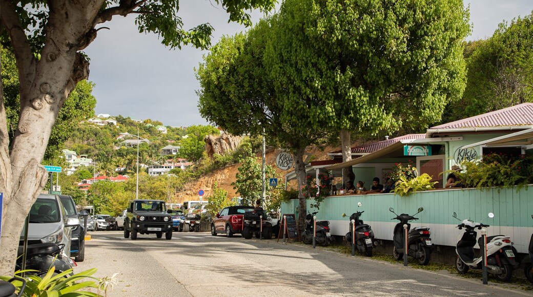 Saint-Jean featuring a small town or village