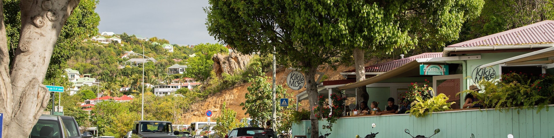 Saint-Jean featuring a small town or village