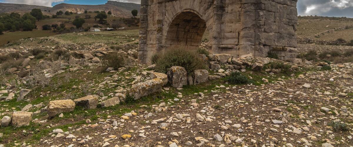 Triumphal arch of Thigibba Hammam Zouakra, Siliana, Tunisia