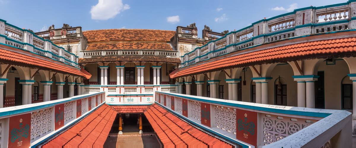 Chettinadu Style Heritage Homes in Karaikudi, Pallathur, Athangudi & Kothamangalam are the most lavish & exquisite architectural beauty. This beautiful edifice situated at Chettinad region, Sivagangai