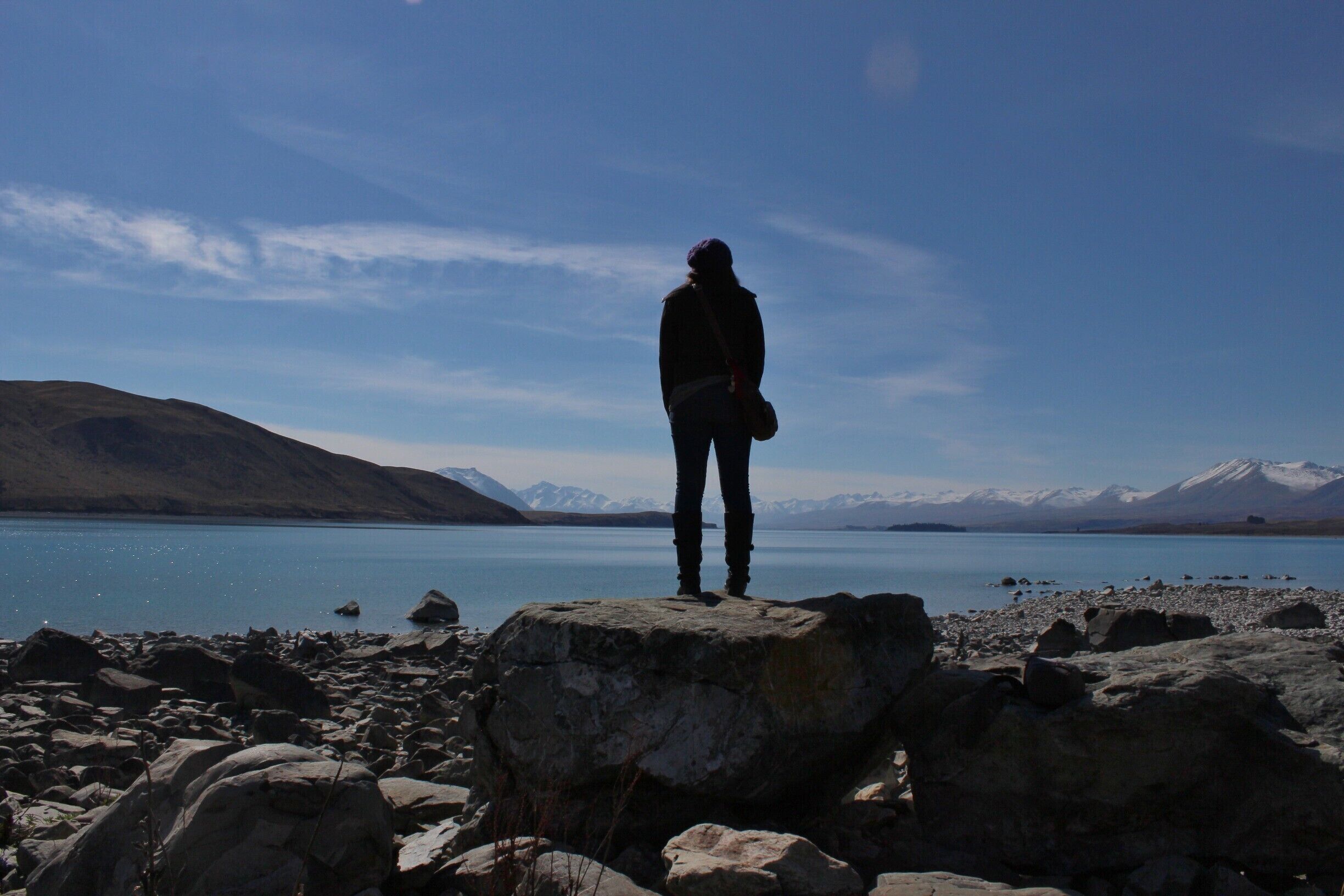 While this stunning lake deserves more time to explore, if you're hurrying through, the bus between Queenstown and Christchurch stops here for about half an hour, giving you plenty of time to wander down to the shore and snap some pics. A brief stop, but an unforgettable one.