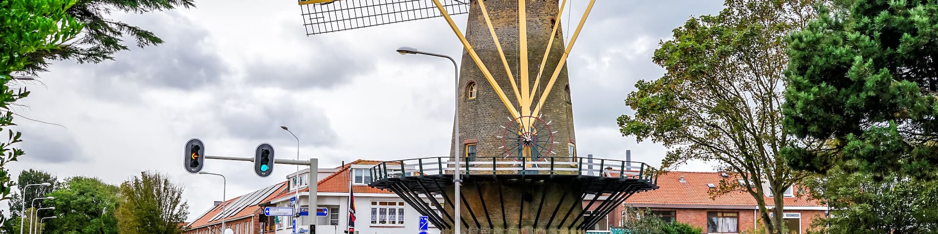 dutch windmill in the country.
Flour mill De Vier Winden.
municipality of Monster, South Holland, Westland, Netherlands, Europe
