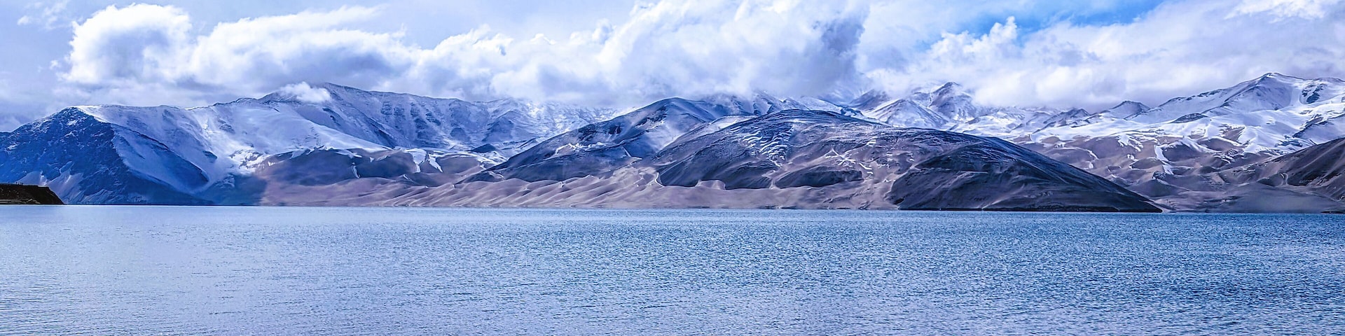 The beautiful scenery of Xinjiang, China.