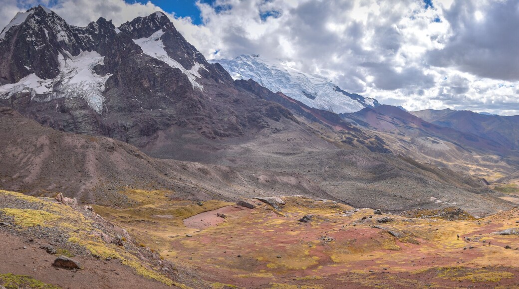 Mineral rich geological formations in the mountains of the Cordillera Vilcanota. Ausungate, Cusco, Peru