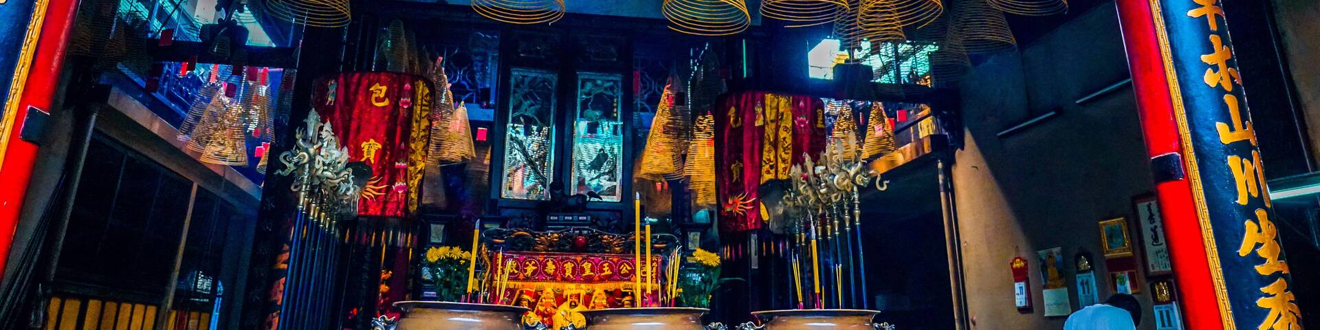 Spiral Incense at Thien Hau Temple (Hoi quan Quang Trieu pagoda) - One of Vietnamese Chinese temple at Ho Chi Minh City (Saigon), Vietnam