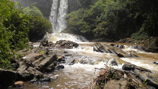 The Extra ordinary #Mouenkeu Waterfall.