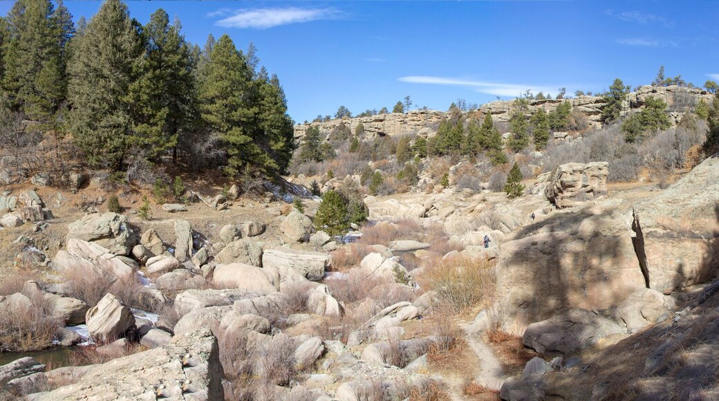 Castlewood Canyon Hike