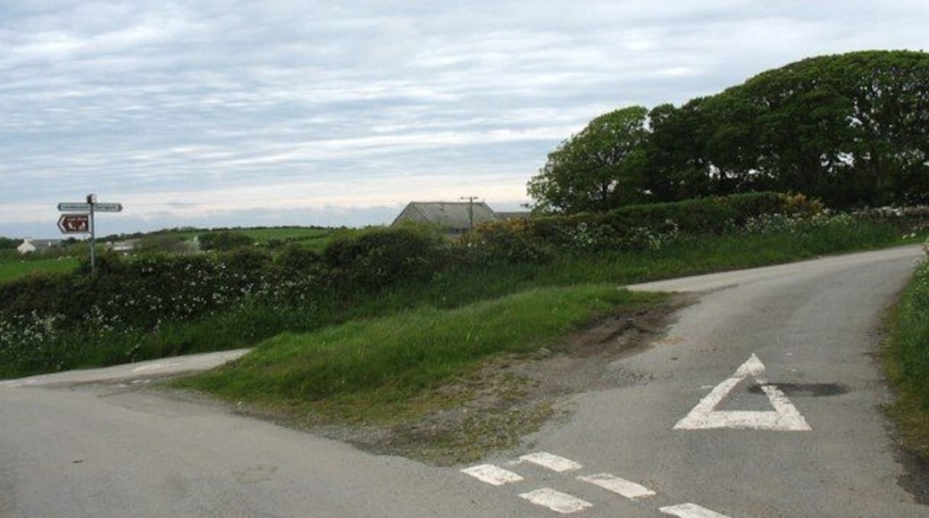 Bifurcated road junction at Llanbabo
