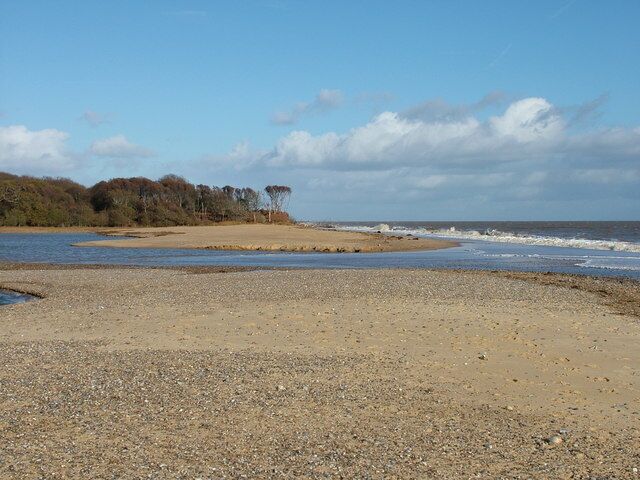 Benacre Broad In late 2007 the sea broke through the separating bank of sand and pebbles into Benacre Broad, which had been mainly fresh water. A site visit in December 2008 shows the bank has been repaired.