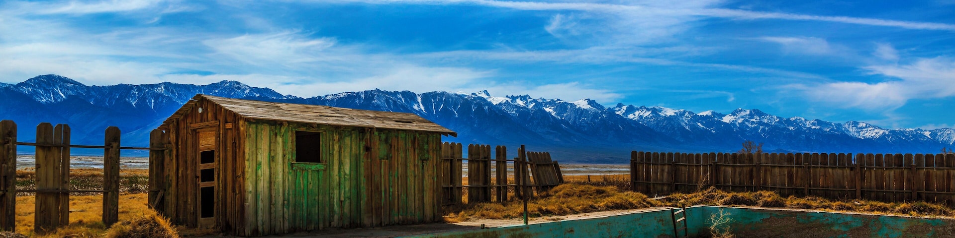Swimin Hole in the ghost town of Keeler, Ca. In the foothills of the Sierra Nevada's on the the shore of Owen Dry lake bed.
Open year round...
.
.
.
#theforgotten #roadtrips #outdoors #forgottenplaces #decay #abandonedplaces #agameoftones #photoshop #visualoflife #artofvisuals #decay_nation #travel #traveltheworld #aroundtheworld #instatravel #travelphoto #worldcaptures #culturetravel #justgoshoot